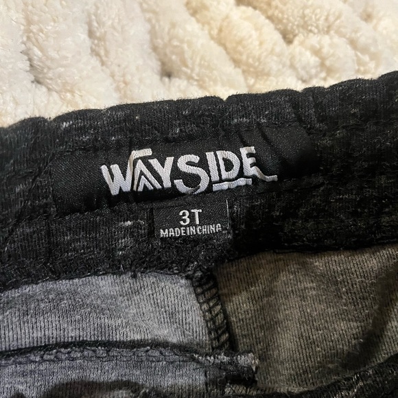 Toddler Boys Clothes - Picture 3 of 3